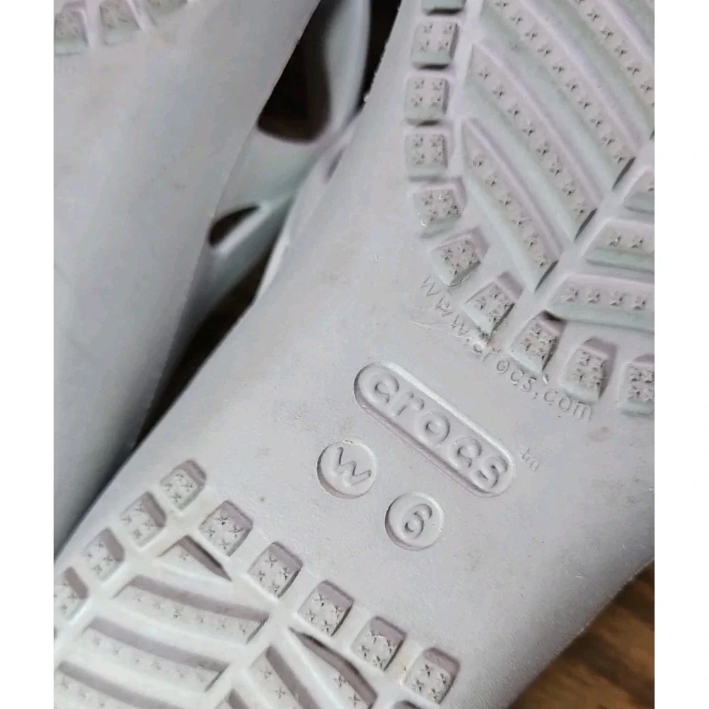 CROCS Kadee II Women Sz 6 Flip Flops Gray Pool Lake Beach Packable Vacation #566